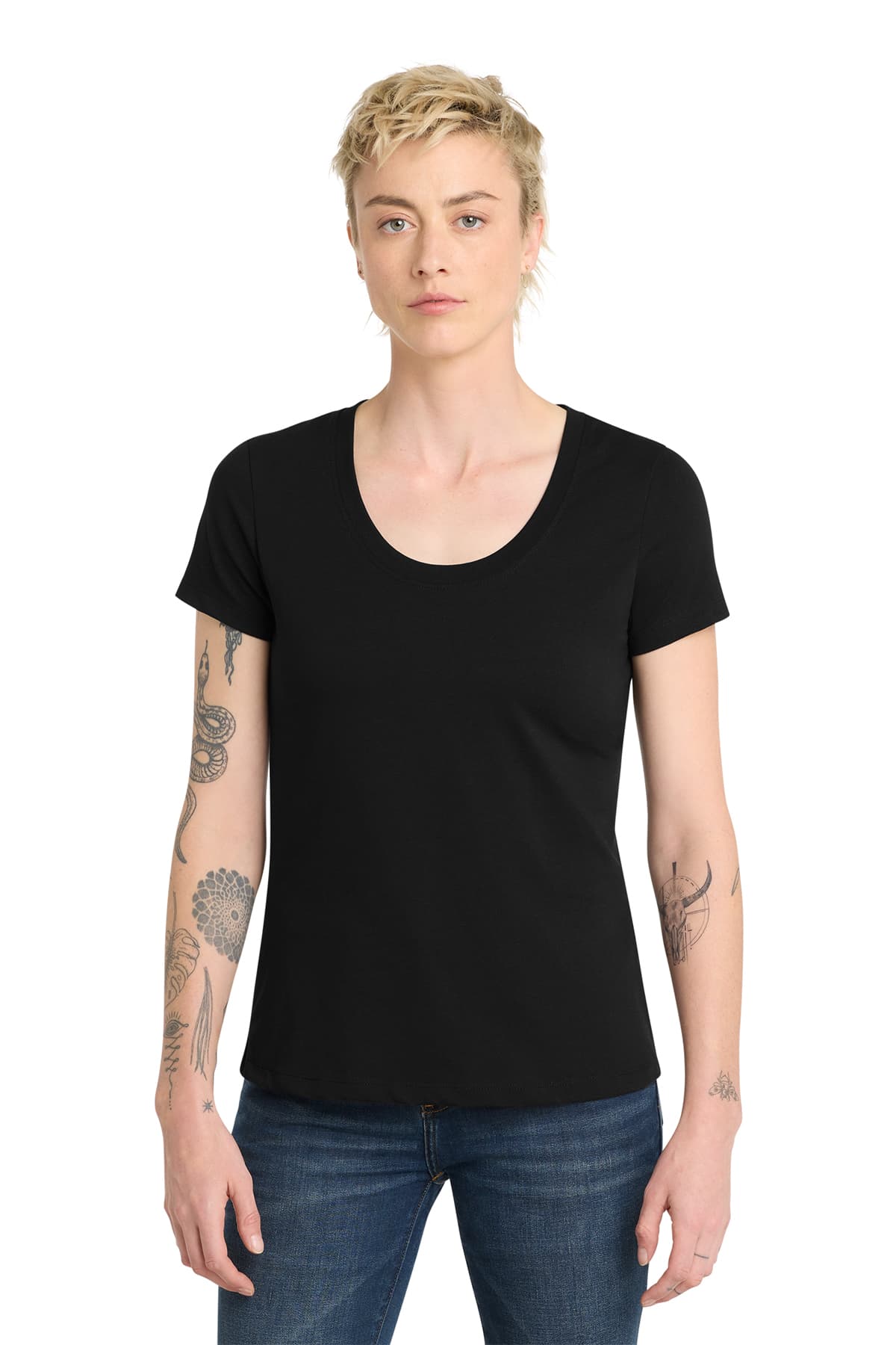 District Women’s Flex Scoop Neck Tee